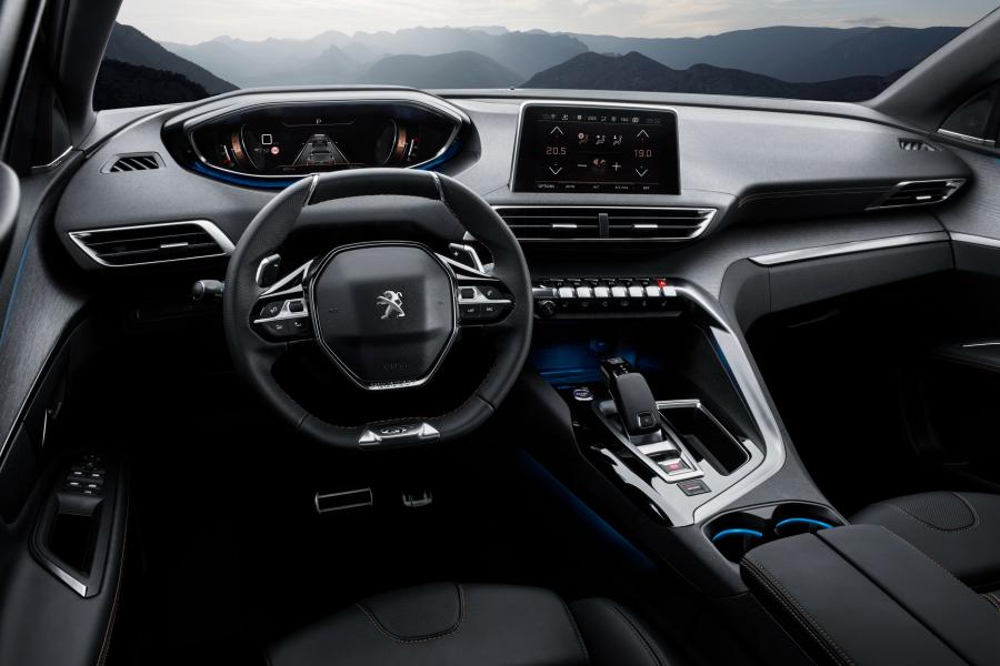 Торпедо Peugeot 3008 GT 2016 года  (WW) (фото 33 из 42)